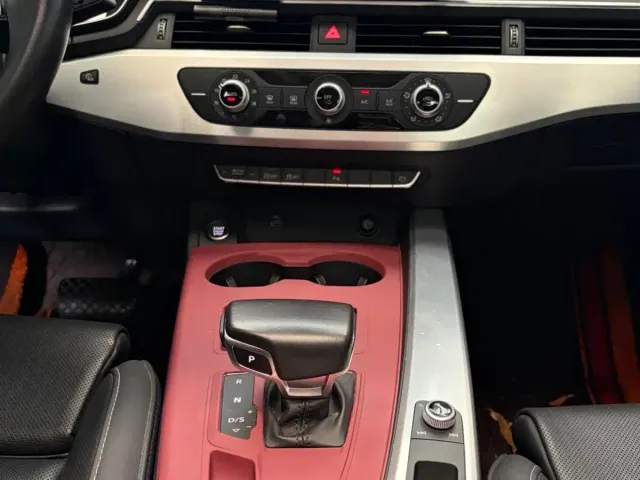 Audi A4L — Фото автомобиля 11