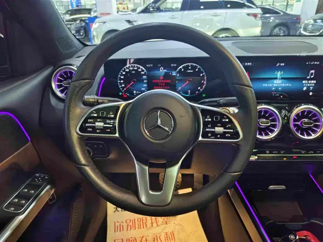 Mercedes-Benz GLB-Class — Фото автомобиля 8