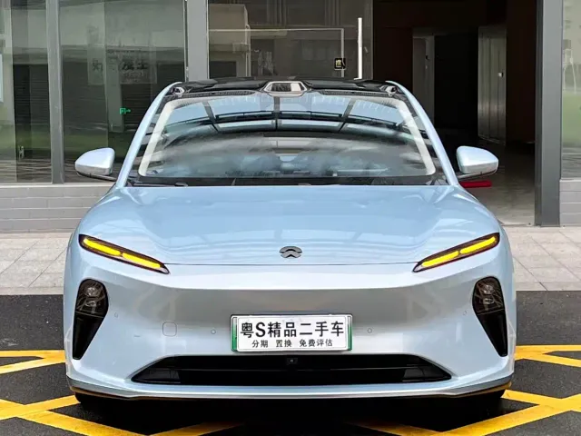 Nio ET5 — Фото автомобиля 2
