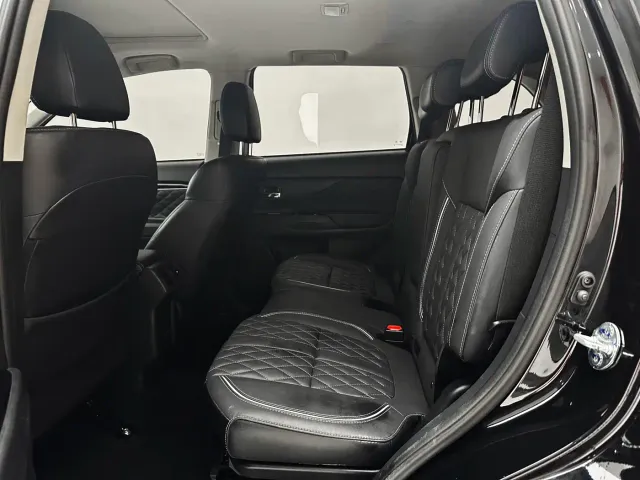 Mitsubishi Outlander — Фото автомобиля 21