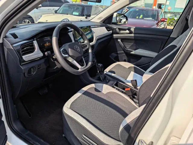Volkswagen Tharu — Фото автомобиля 3