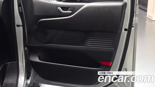 Hyundai Staria — Фото автомобиля 14