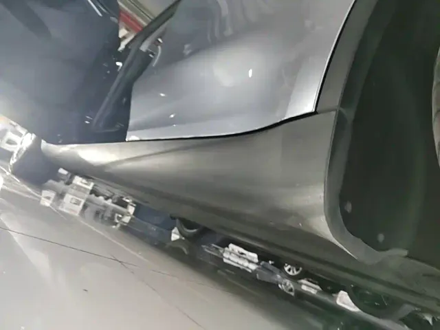 Tesla Model Y — Фото автомобиля 21