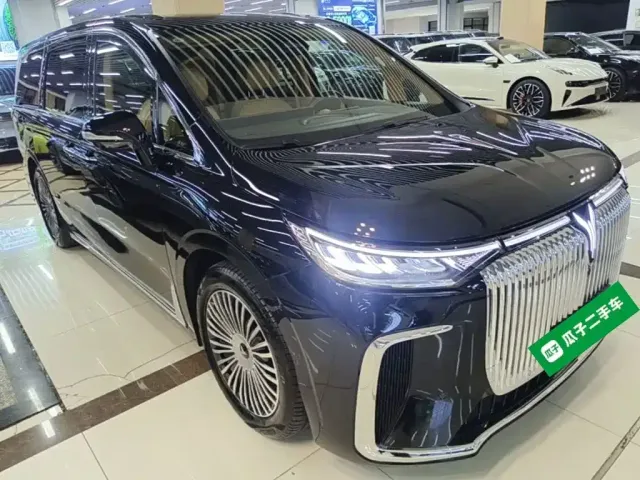 Voyah Auto Voyah Dreamer 2025 PHEV AWD Flagship Kunpeng Edition — Фото автомобиля 3