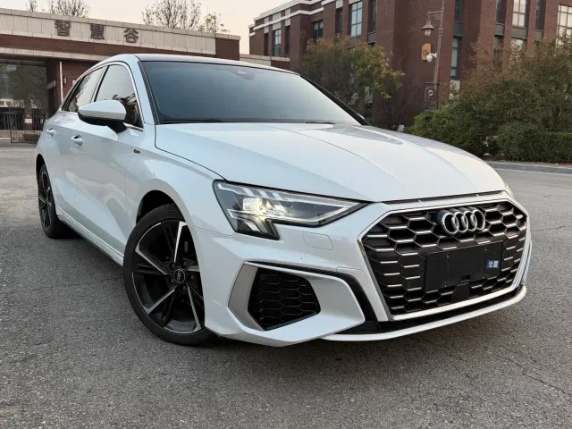 Audi A3 — Фото автомобиля 3