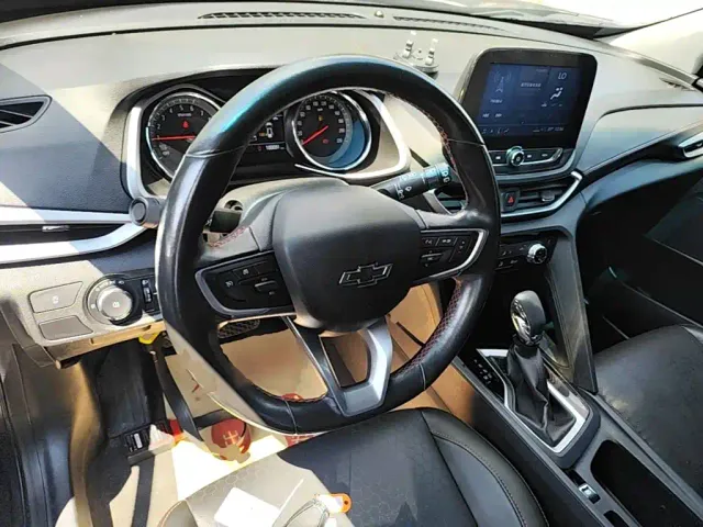 Chevrolet Orlando — Фото автомобиля 10