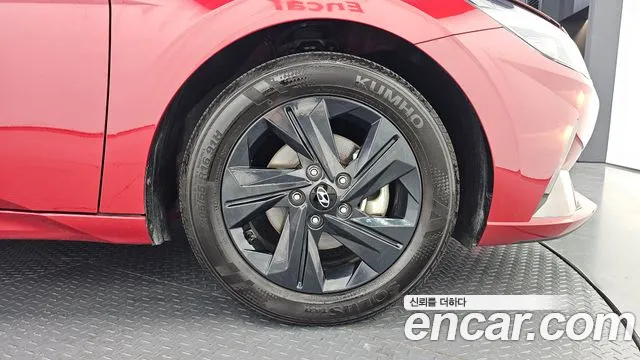 Hyundai AVANTE Avante (CN7) — Фото автомобиля 21