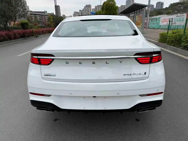 Geely Xingrui — Фото автомобиля 11
