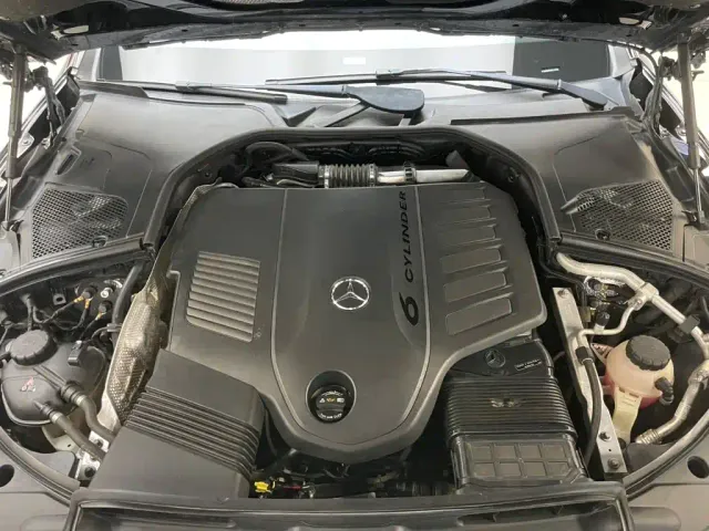Mercedes-Benz S-Class — Фото автомобиля 20
