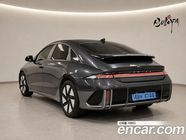 Hyundai Ioniq 6 — Фото автомобиля 4