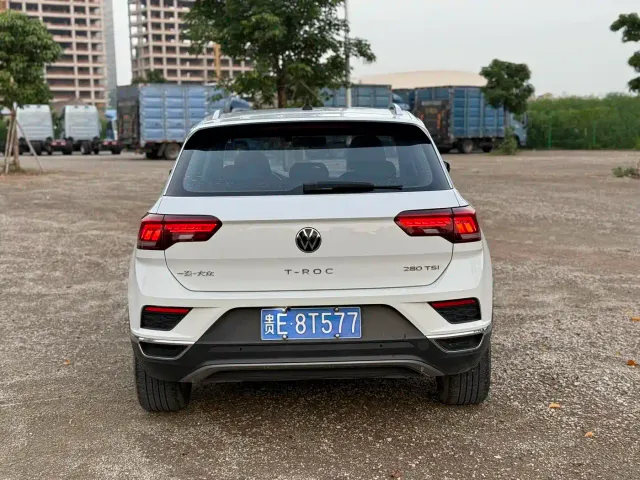 Volkswagen T-Roc — Фото автомобиля 7