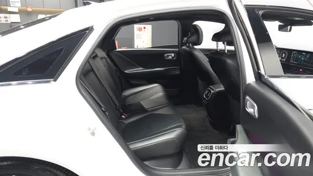 Hyundai Ioniq 6 — Фото автомобиля 12