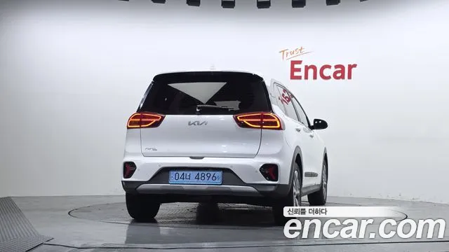 Kia Niro Niro Plus Earth — Фото автомобиля 4