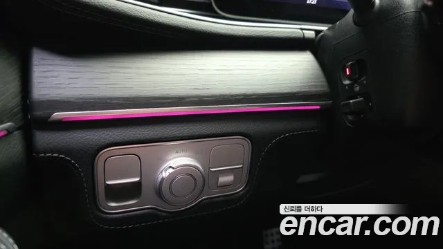 Mercedes-Benz GLS-Class — Фото автомобиля 27