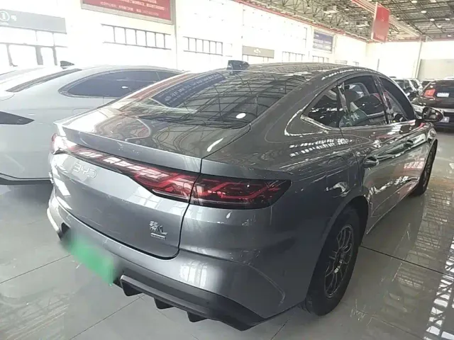 BYD Qin L — Фото автомобиля 6