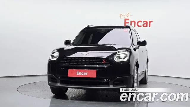 Mini Countryman — Фото автомобиля 3