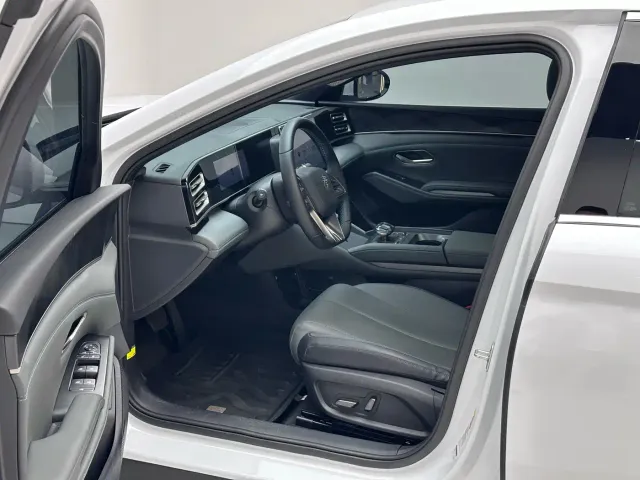 BYD Qin L — Фото автомобиля 8