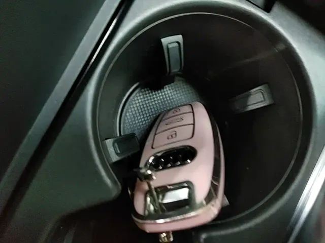 Audi A7L — Фото автомобиля 8