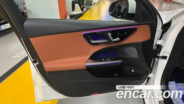 Mercedes-Benz C-Class — Фото автомобиля 18