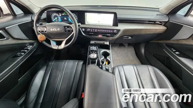 Kia K8 — Фото автомобиля 7
