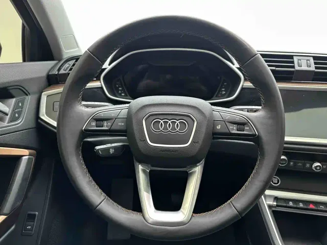 Audi Q3 — Фото автомобиля 18