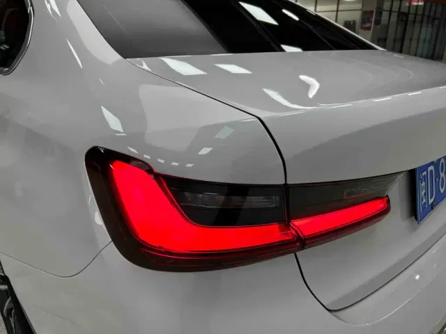 BMW 3 Series — Фото автомобиля 24