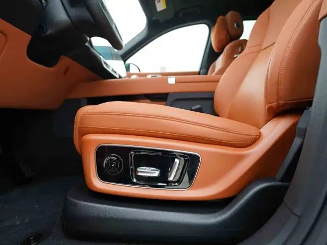 Li Auto L9 — Фото автомобиля 12