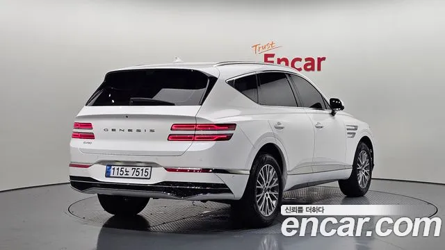 Genesis GV80 2.5T Бензин 2WD — Фото автомобиля 2