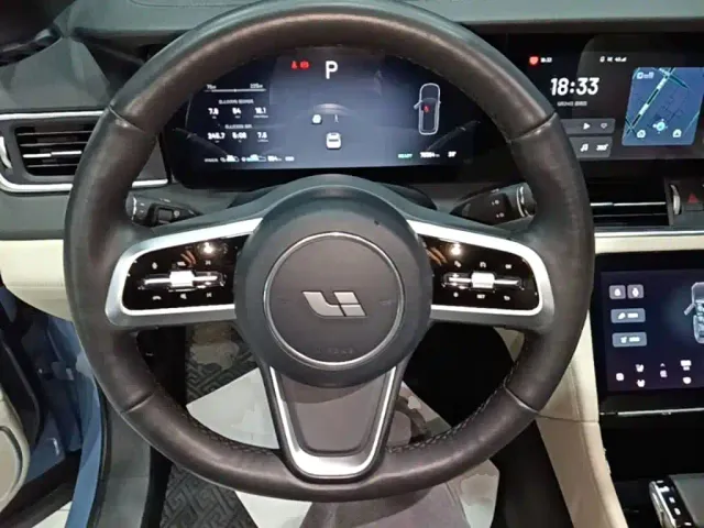 Li Auto ONE — Фото автомобиля 10