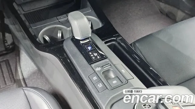 Toyota Prius — Фото автомобиля 9