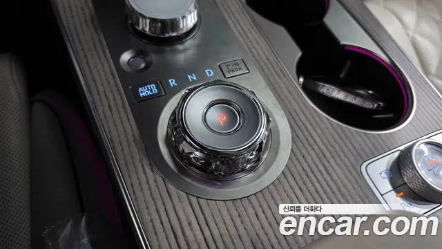 Genesis GV80 — Фото автомобиля 12