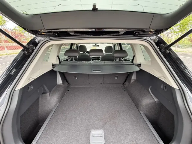 Volkswagen Tiguan L — Фото автомобиля 11
