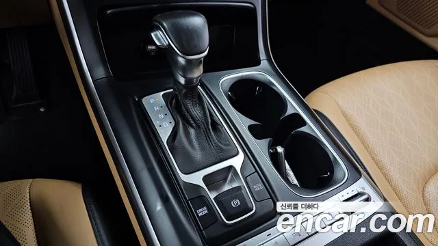 Kia Carnival 4th Gen — Фото автомобиля 12