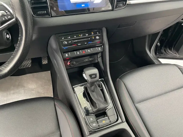 Skoda Karoq — Фото автомобиля 11
