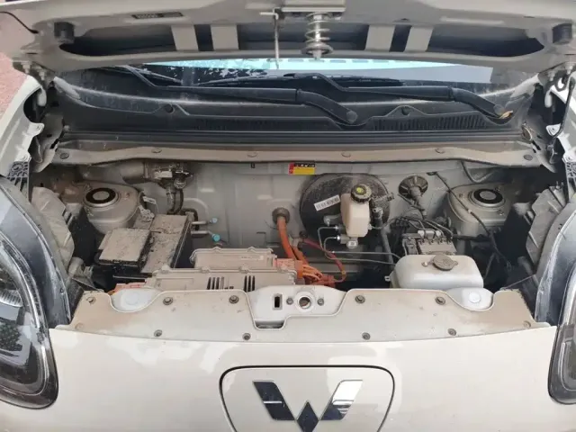 Wuling Hongguang Mini EV — Фото автомобиля 16