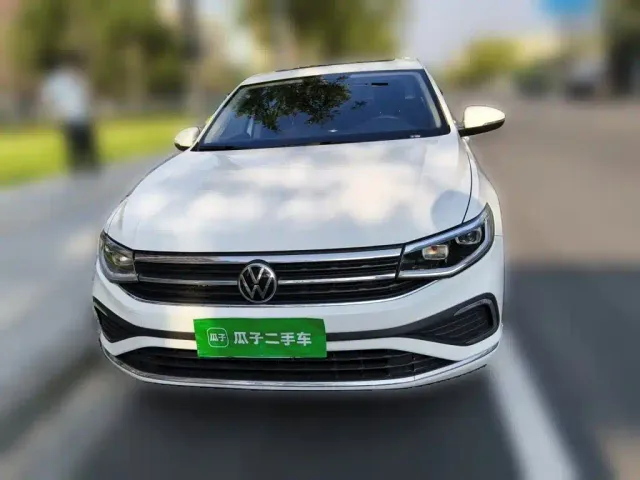 Volkswagen Bora — Фото автомобиля 2