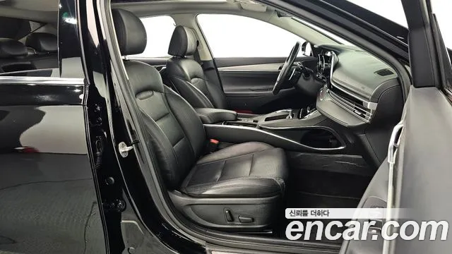Hyundai Grandeur New — Фото автомобиля 17