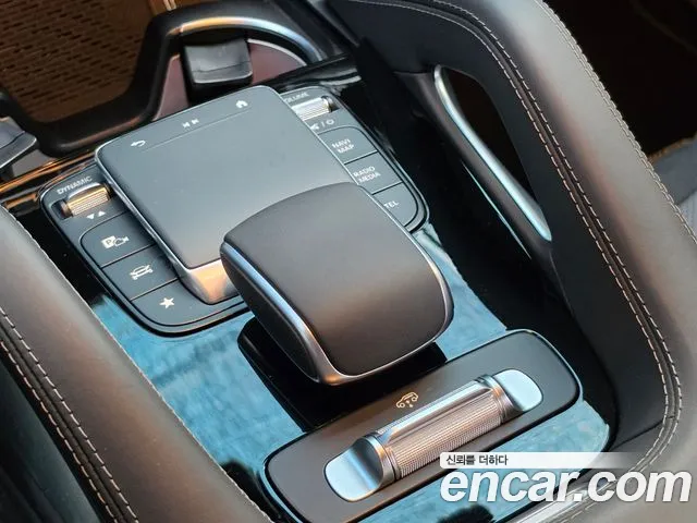 Mercedes-Benz GLE-Class — Фото автомобиля 12