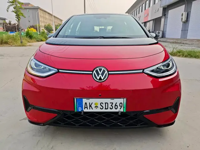 Volkswagen ID.3 — Фото автомобиля 4