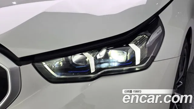 BMW 5 Series G60 — Фото автомобиля 7
