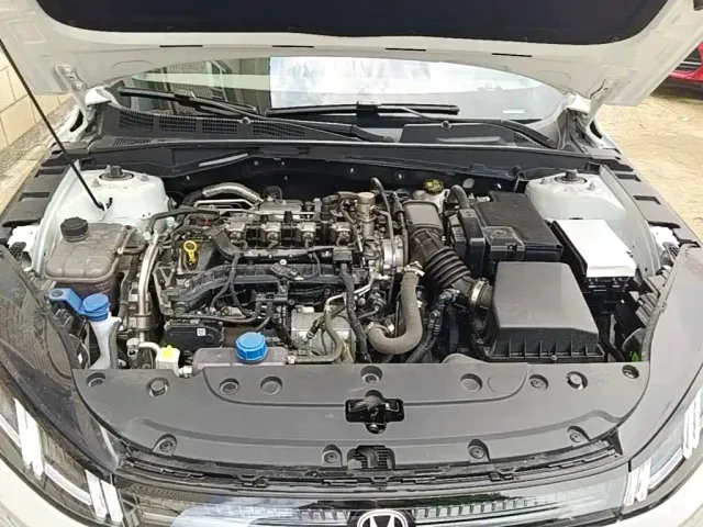 Changan Eado — Фото автомобиля 19