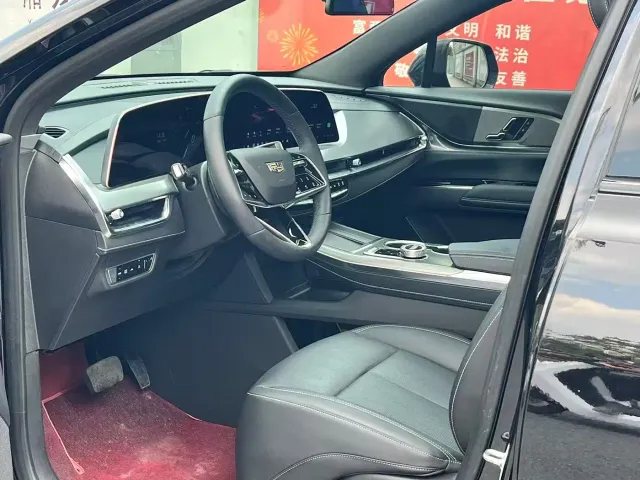 Cadillac XT5 — Фото автомобиля 5