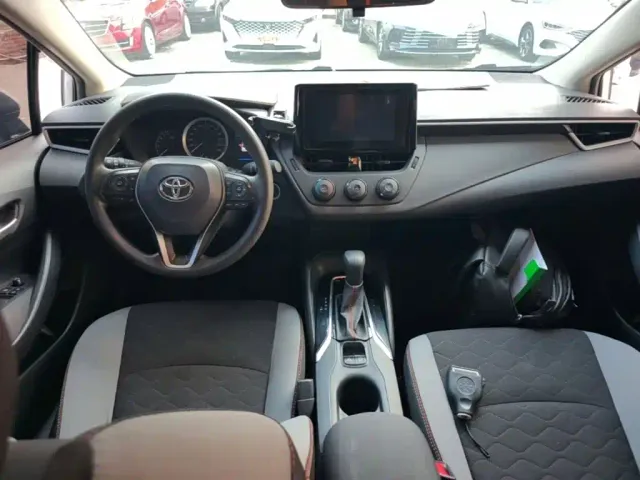 Toyota Corolla — Фото автомобиля 9