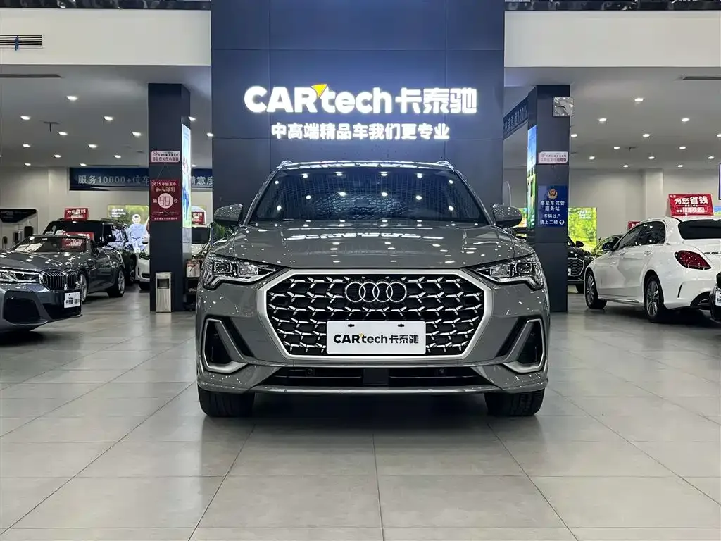 Audi Audi Q3 2024 40 TFSI Fashion Sport — Фото автомобиля 17