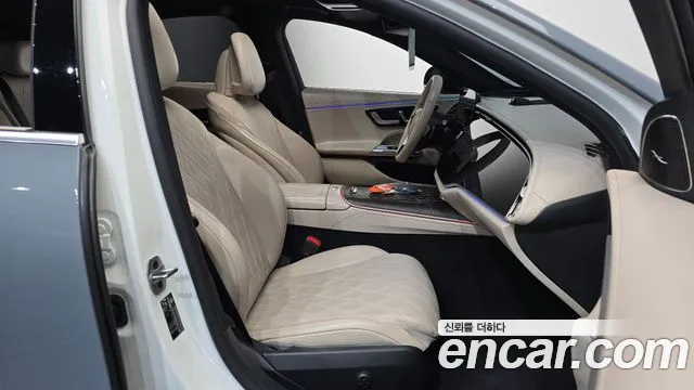 Mercedes-Benz E-Class W214 — Фото автомобиля 16