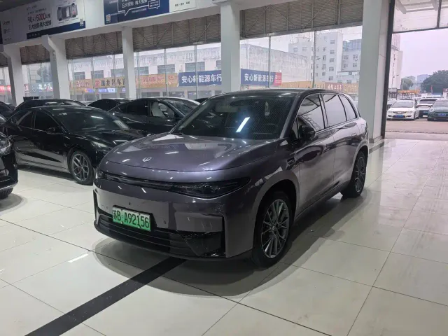 Фотография автомобиля — Leapmotor C10