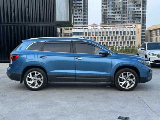 Jetta VS7 — Фото автомобиля 8