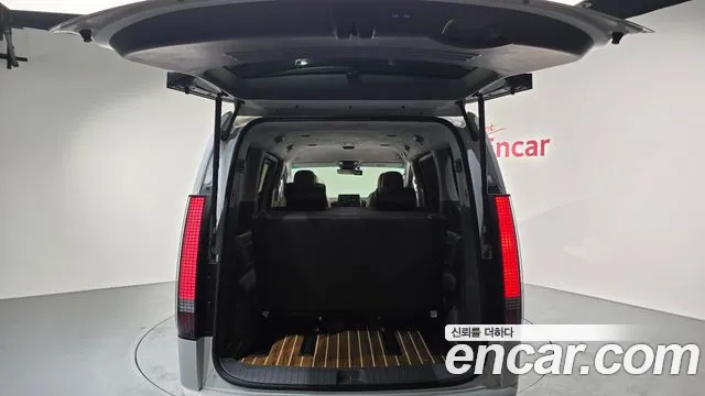Hyundai Staria Staria 4WD Lounge 9 мест — Фото автомобиля 20