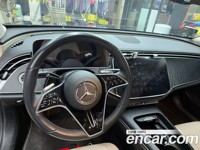 Mercedes-Benz E-Class W214 — Фото автомобиля 9