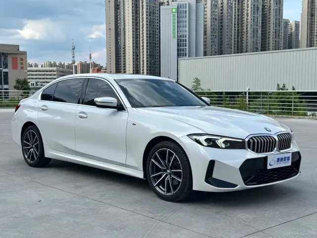 BMW 3 Series — Фото автомобиля 3